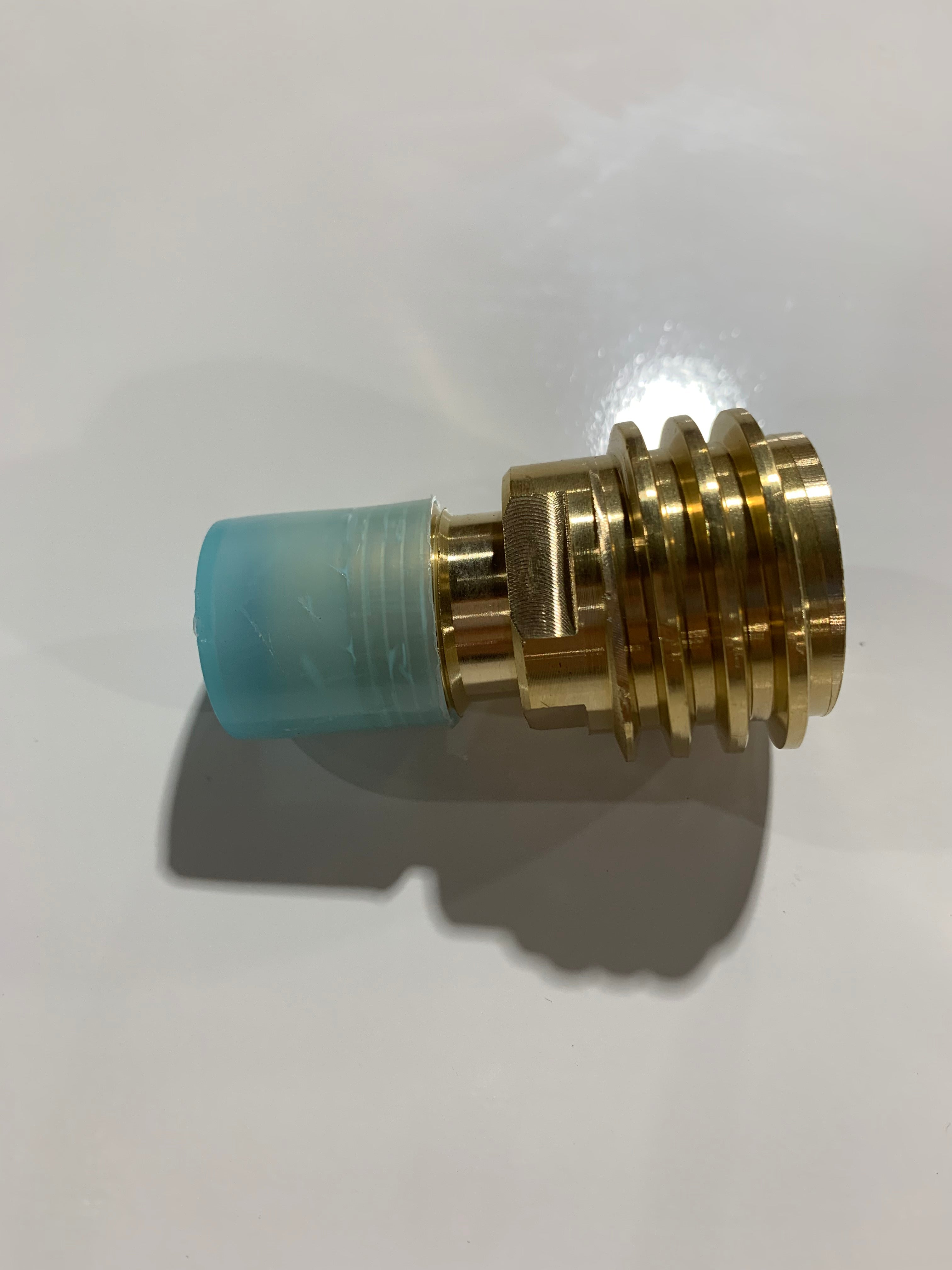 Propane Tank Adapter With Gauge – Converts POL To QCC1 / Type 1, Gold