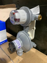 Load image into Gallery viewer, DUAL STAGE PROPANE GAS REGULATOR